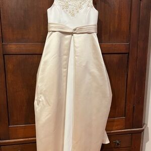 David's Bridal Cream Formal flower girls